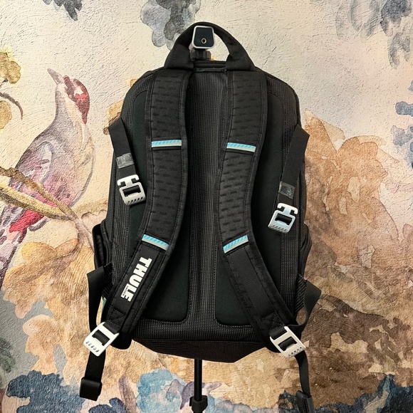 Men's Thule Sweden Computer Backpack - Picture 3 of 11